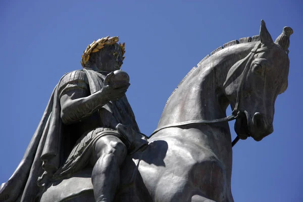 Statue Napoleon Bonaparte — Stock Photo, Image