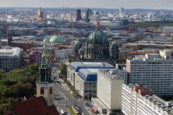 Luchtfoto foto van de "Berliner Dom" — Stockfoto