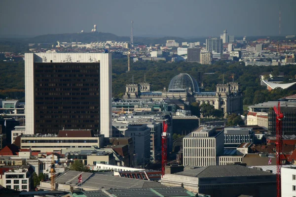 Widok z lotu ptaka na Berlin — Zdjęcie stockowe