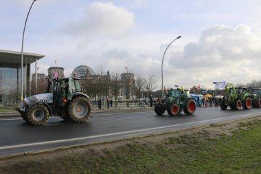 önünde gösteri Parlamento'da Traktörler