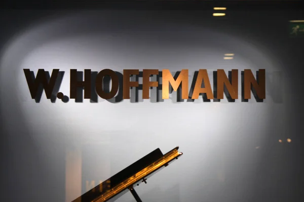Logo de la marca "W. Hoffmann " — Foto de Stock