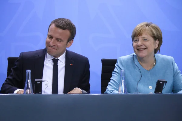 Emmanuel Macron ve Angela Merkel G20 Zirvesi — Stok fotoğraf