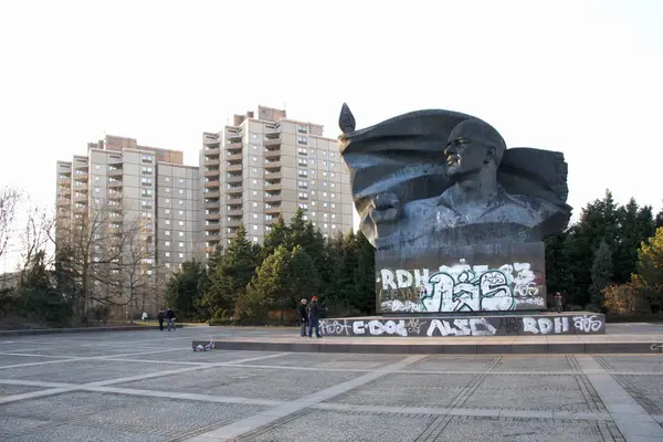 Graffity 在城市的街道上 — 图库照片