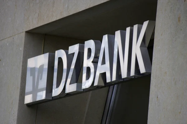 Logotipo da marca "DZ Bank " — Fotografia de Stock