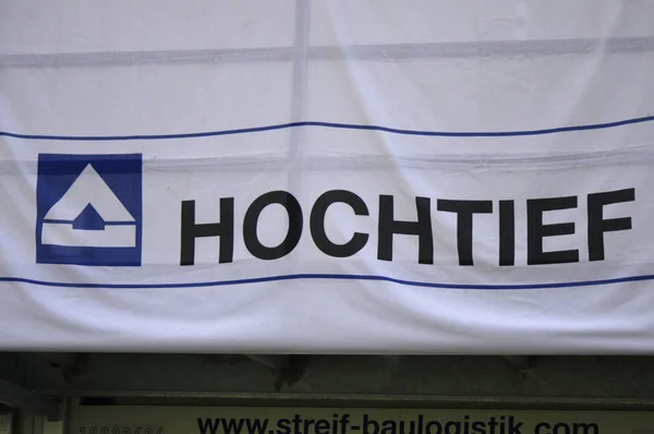 Logo van het merk "Hochtief" — Stockfoto