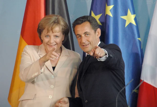 Angela Merkel med Nicolas Sarkozy — Stockfoto