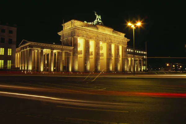 Puerta de Brandeburgo en Berlín — Foto de Stock