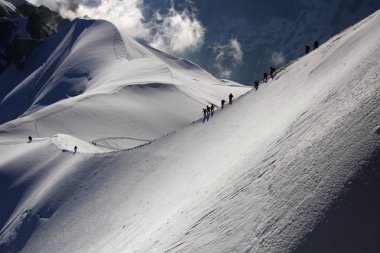 Mont Blanc tırmanma alpinists 
