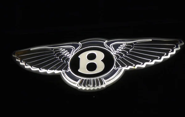 Логотип бренда "Bentley " — стоковое фото