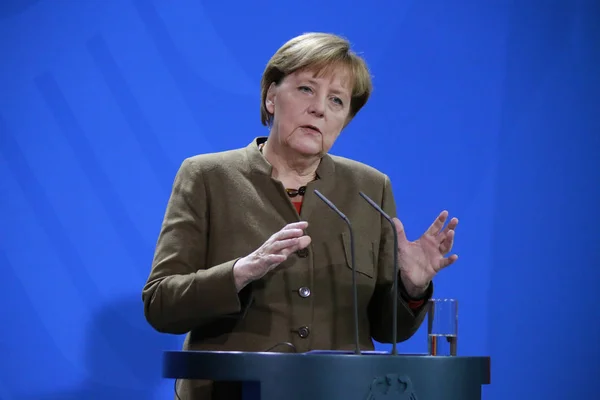Angela Merkel - vergadering van de bondskanselier — Stockfoto