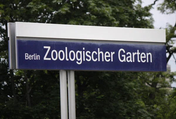 signboard of Berlin Zoological Garden