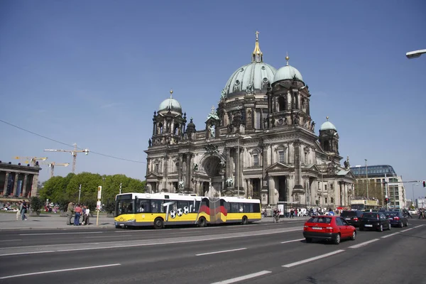 Hermosa arquitectura de la Catedral de Berlín — Foto de Stock
