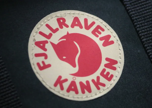 Логотип бренда "Fjallraven Kanken" " — стоковое фото