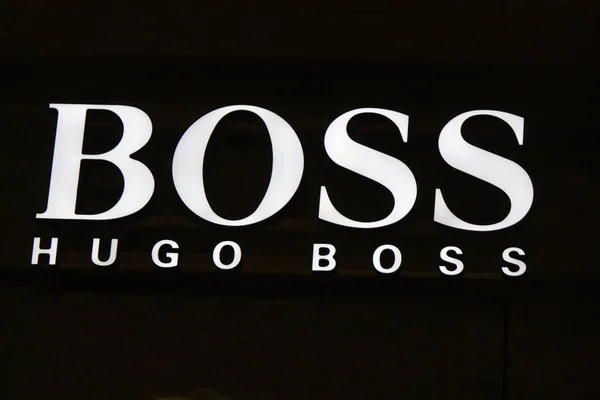 Logo marki "Hugo Boss" — Zdjęcie stockowe