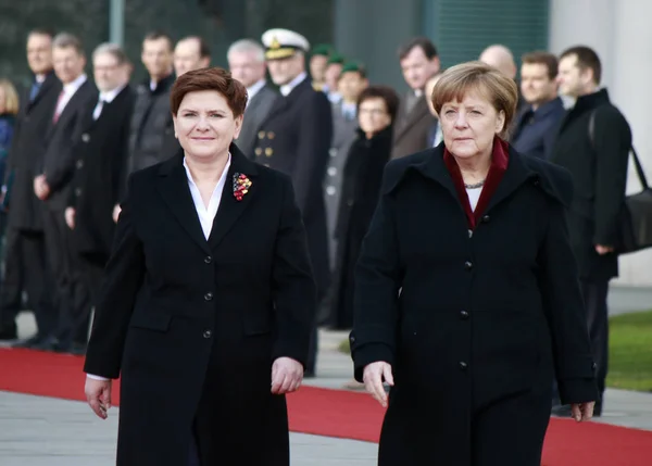 Beáta Szydlo, Angela Merkel kancellár — Stock Fotó