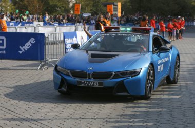 Berlin maratonu, araba