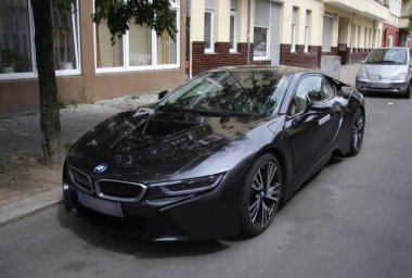 BMW i8 spor araba