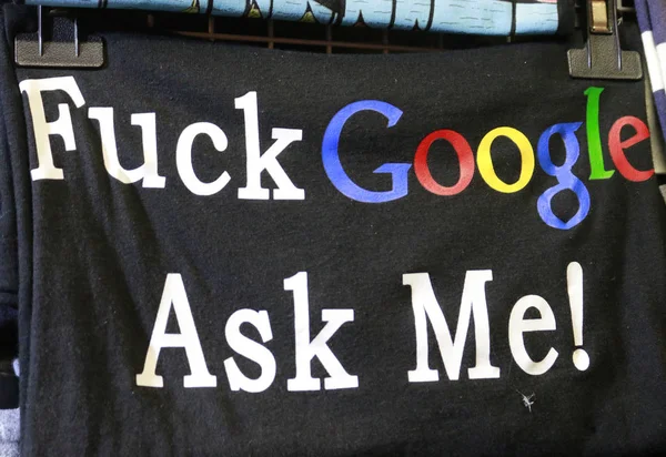 Логотип бренда Fuck Google - Ask me — стоковое фото