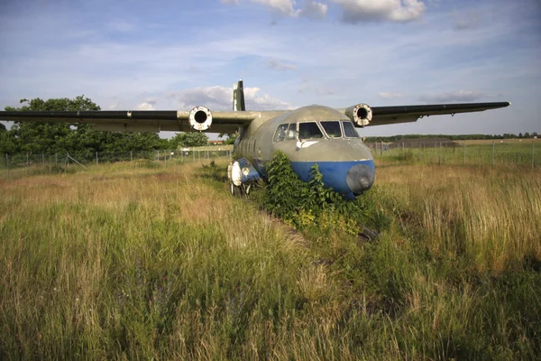 "Tempelhofer Feld ", l'ex aeroporto — Foto Stock