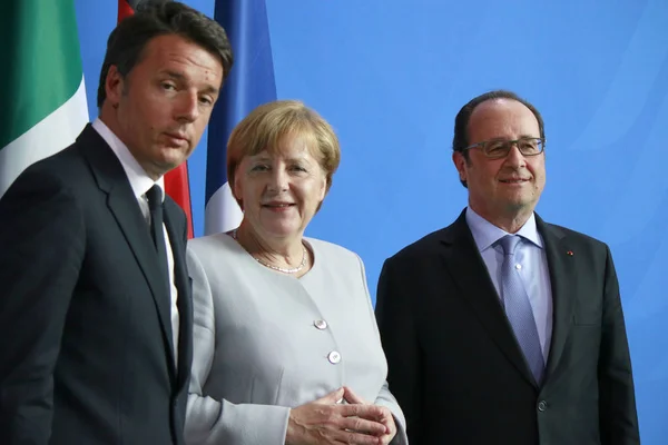 Άνγκελα Μέρκελ, ο Matteo Renzi, Francois Hollande — Φωτογραφία Αρχείου