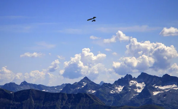 青空にハング グライダー — ストック写真
