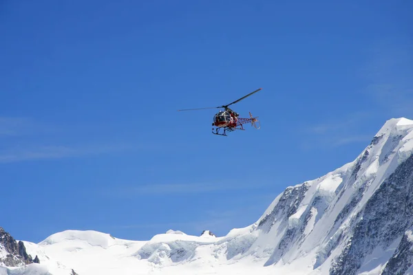 Helicopter over Gorner Glacier — Stock Photo, Image