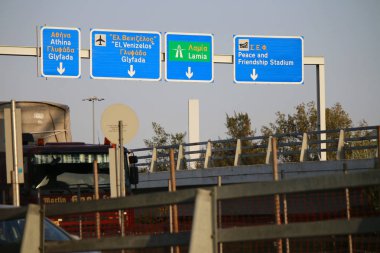 yol işaretleri, Yunanistan, Avrupa. Taşıma