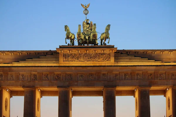 Бранденбургские ворота Берлина — стоковое фото