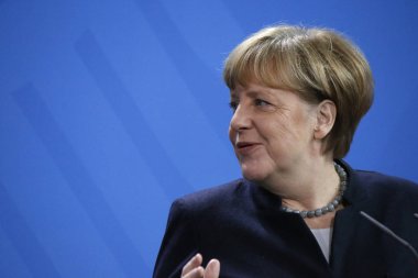Alman ayrıcalığı Angela Merkel
