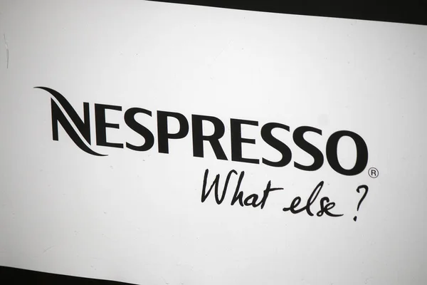 Logo van het merk "Nespresso" — Stockfoto