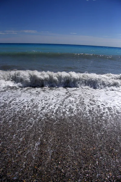 Mittelmeer an der Cote d 'Azur — Stockfoto