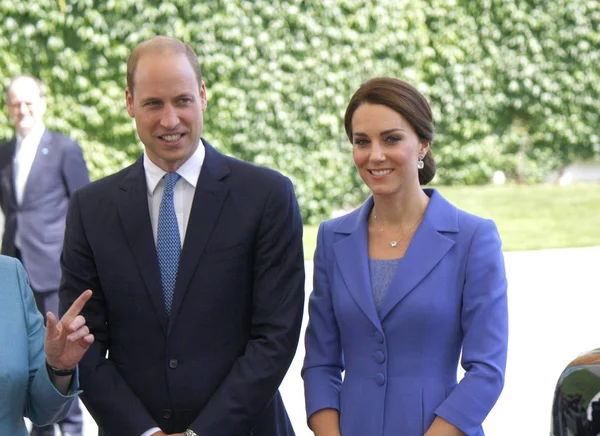 Prens William ile Kate