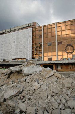 Demolition work on Palast der Republik