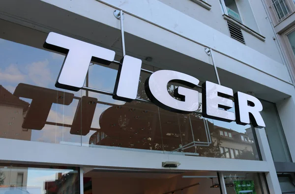 Logo marki "Tiger" — Zdjęcie stockowe