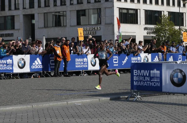 Kenenisa bekele läuft — Stockfoto