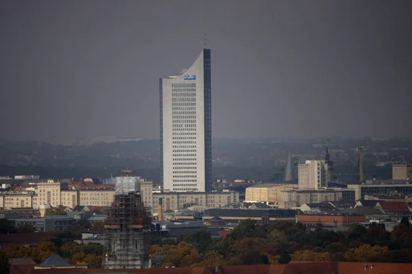 Edificio City-Hochhaus en Leipzig —  Fotos de Stock
