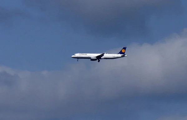 Aereo della compagnia aerea tedesca "Lufthansa " — Foto Stock