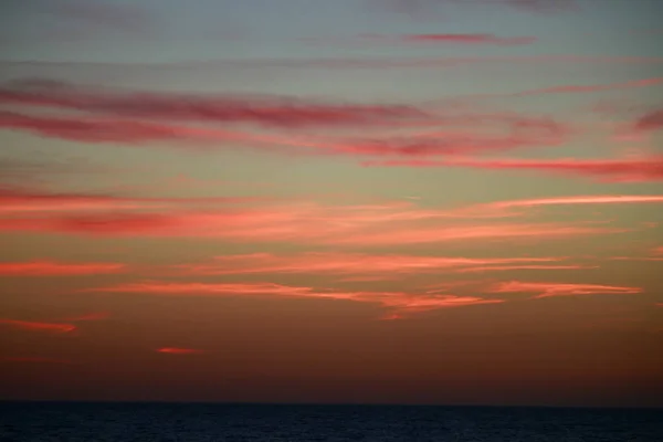Atardecer cielo y mar Báltico —  Fotos de Stock