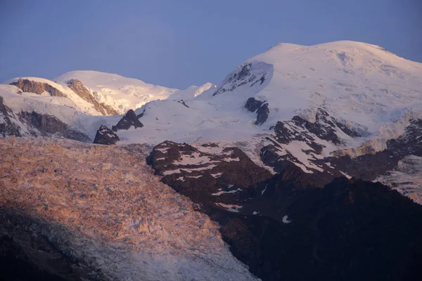 Incrível Mont Blanc montanha — Fotografia de Stock