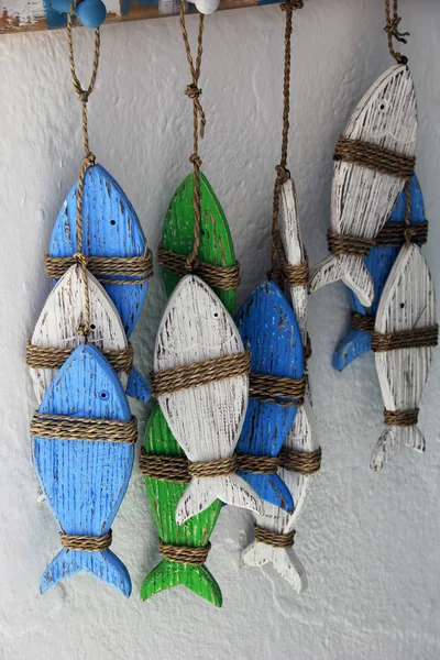 Peixe de madeira decorativo — Fotografia de Stock