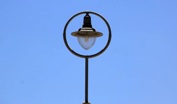 Лампа вулиці полюс — стокове фото