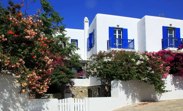 Traditionele huizen op het eiland Mykonos, Griekenland — Stockfoto