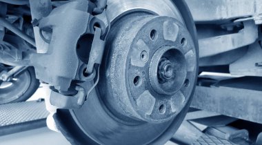 Paslı disk fren kaliper ile geri