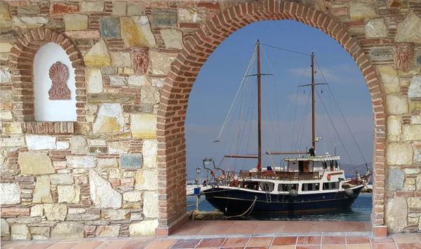 Holzsegelboot in Griechenland — Stockfoto