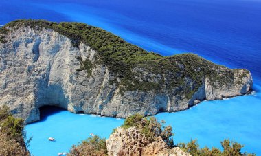 Navagio Beach Zakynthos Adası mavi lagün