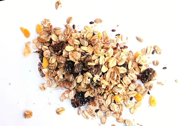 Un puñado de muesli con fruta seca — Foto de Stock