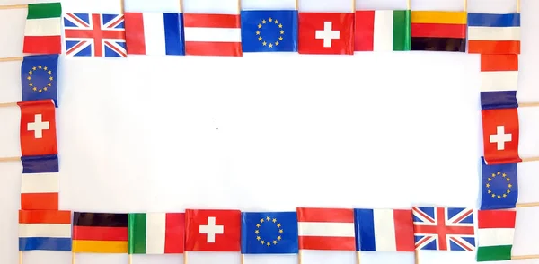 Drapeaux nationaux de différents pays cadre — Photo