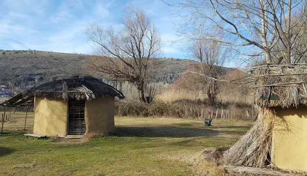 The prehistoric lakeside settlement of Dispilio, near Orestiada lake ( Kastoria, Greece) — Stock Photo, Image