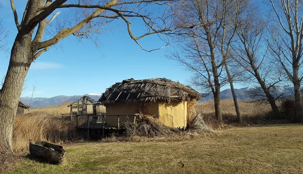 The prehistoric lakeside settlement of Dispilio, near Orestiada lake ( Kastoria, Greece) — Stock Photo, Image