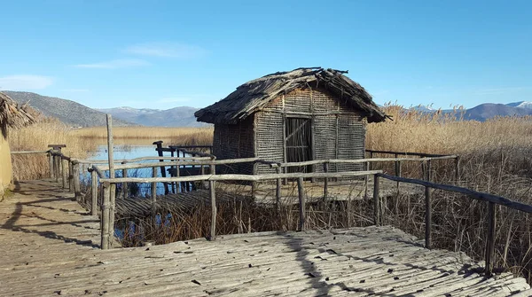 The prehistoric lakeside settlement of Dispilio — Stock Photo, Image